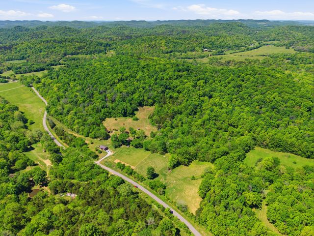 1840 Rock Springs Rd, Watertown, TN 37184