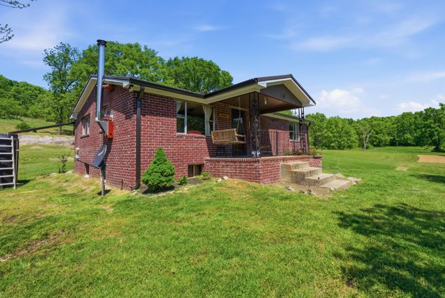 1840 Rock Springs Rd, Watertown, TN 37184