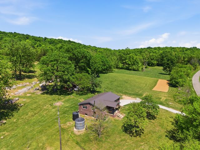 1840 Rock Springs Rd, Watertown, TN 37184