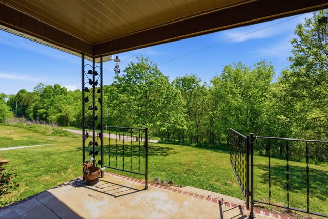 1840 Rock Springs Rd, Watertown, TN 37184