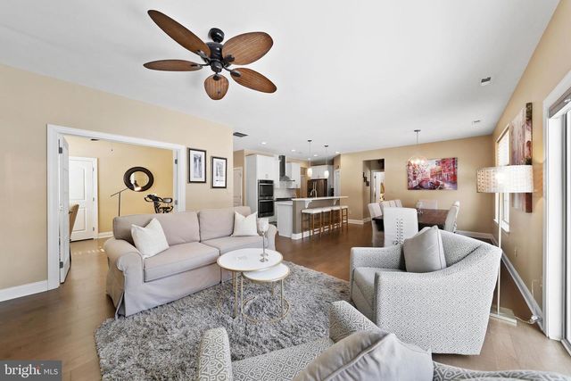 34 KATIE CT, Mullica Hill, NJ 08062
