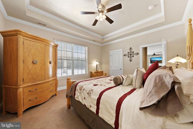 34 KATIE CT, Mullica Hill, NJ 08062