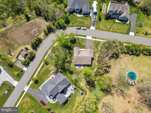 34 KATIE CT, Mullica Hill, NJ 08062