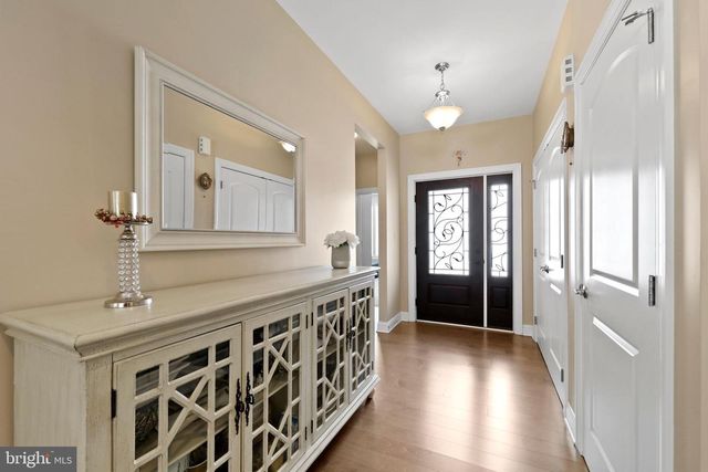 34 KATIE CT, Mullica Hill, NJ 08062