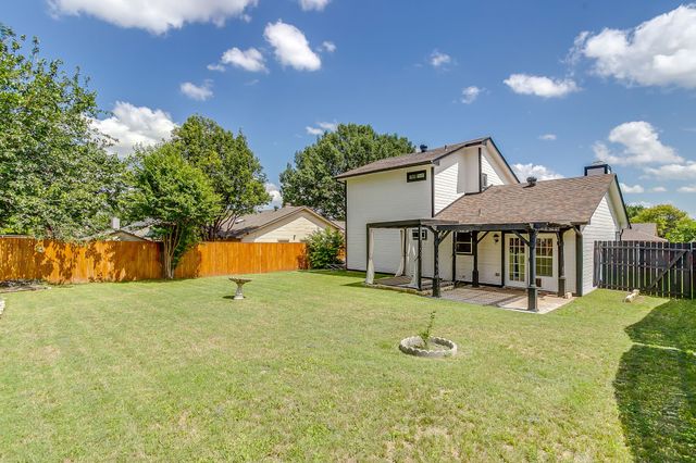 10004 Pack Saddle Trail, Fort Worth, TX 76108
