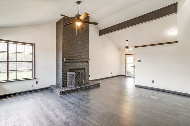 10004 Pack Saddle Trail, Fort Worth, TX 76108