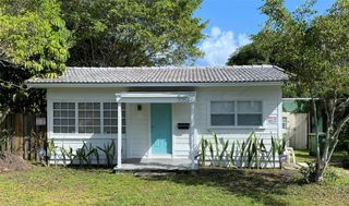 2056 NE 9th Avenue, Wilton Manors, FL 33305