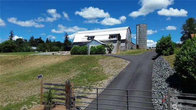 12419 Hilltop Road, Arlington, WA 98223