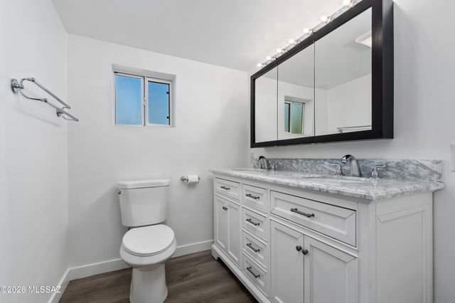 3617 S Mission Road, Tucson, AZ 85713