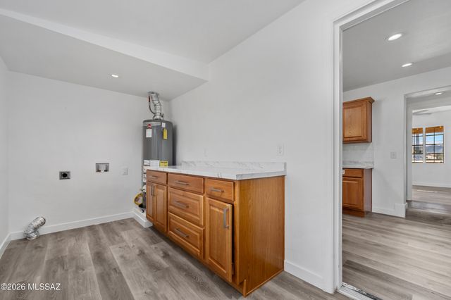 3617 S Mission Road, Tucson, AZ 85713