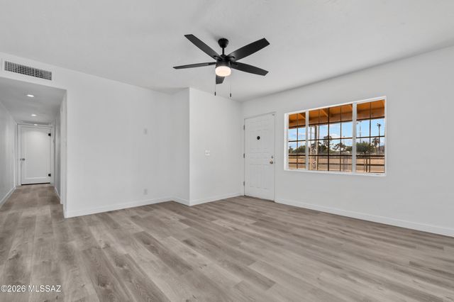 3617 S Mission Road, Tucson, AZ 85713