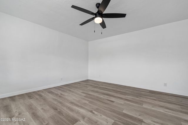 3617 S Mission Road, Tucson, AZ 85713