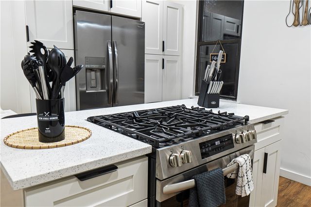 525 Alpine Ave, Central North Side, PA 15212