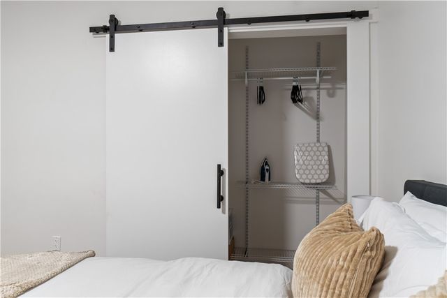 525 Alpine Ave, Central North Side, PA 15212