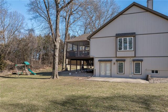 18209 Rollins Drive, Smithville, MO 64089