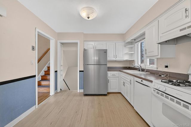 10 Patterson Avenue, West Nyack, NY 10994