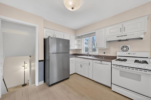 10 Patterson Avenue, West Nyack, NY 10994