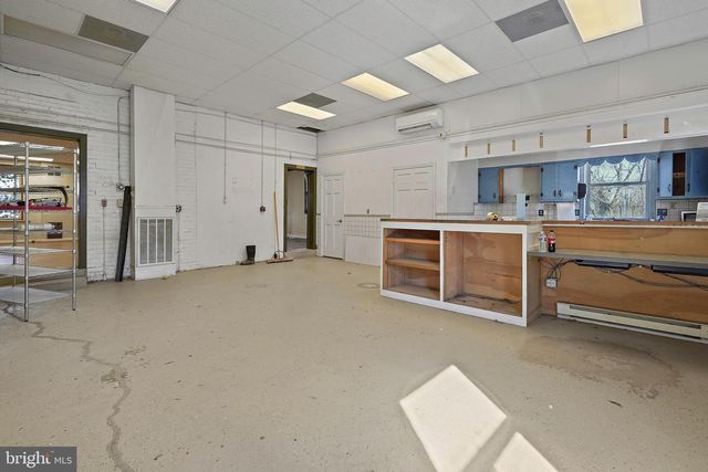 43 E COLONIAL HWY, Hamilton, VA 20158