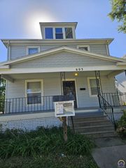 603 SW 8th St, Topeka, KS 66606