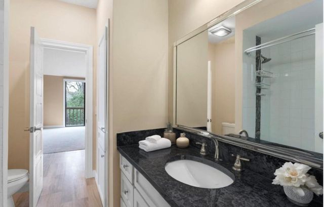 148 Sugarberry Circle, Houston, TX 77024