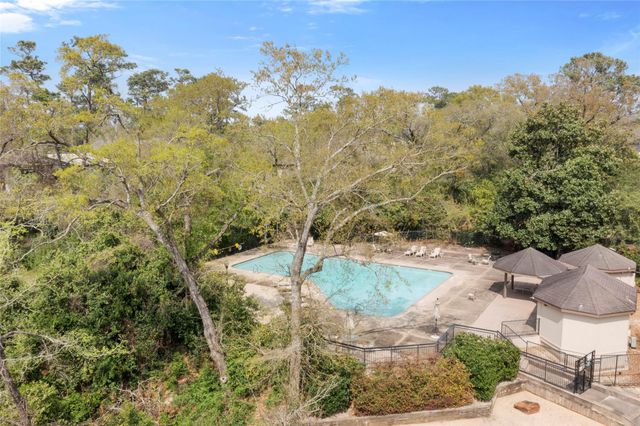 148 Sugarberry Circle, Houston, TX 77024