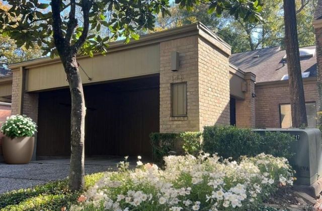 148 Sugarberry Circle, Houston, TX 77024