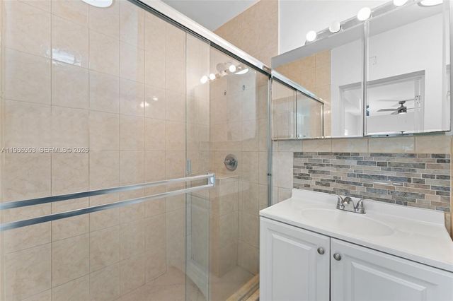 1998 NE 180th St, North Miami Beach, FL 33162