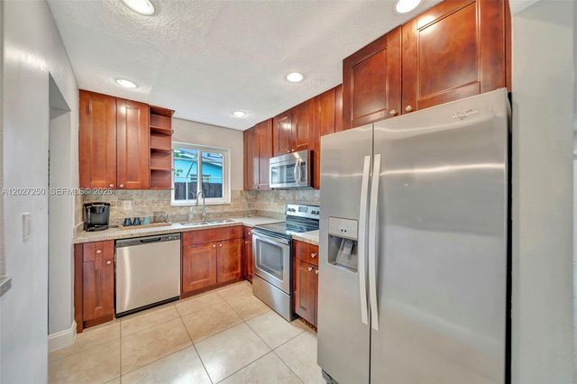 1501 SW 35th Terrace, Fort Lauderdale, FL 33312