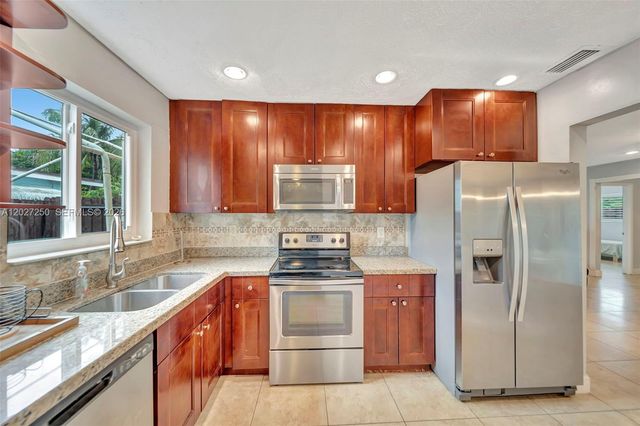1501 SW 35th Terrace, Fort Lauderdale, FL 33312