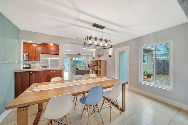 1501 SW 35th Terrace, Fort Lauderdale, FL 33312