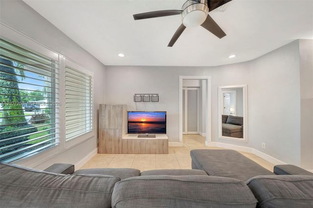 1501 SW 35th Terrace, Fort Lauderdale, FL 33312