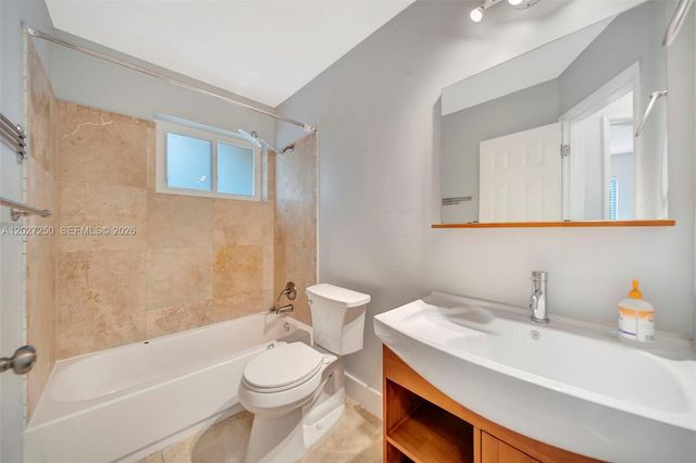 1501 SW 35th Terrace, Fort Lauderdale, FL 33312