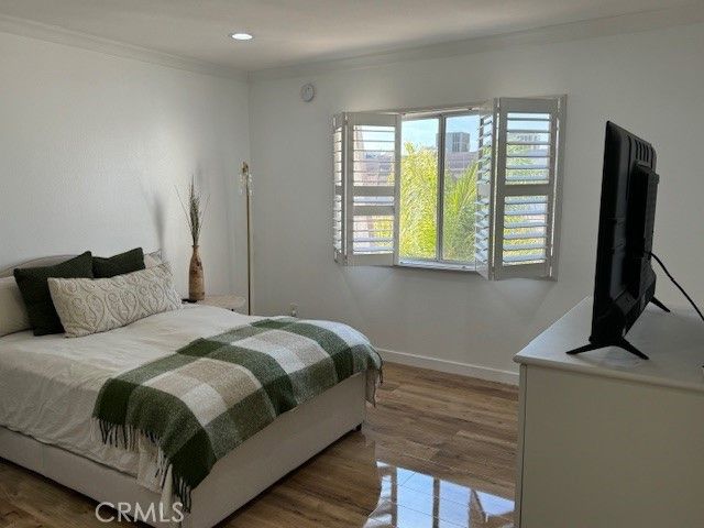 18326 Collins Street F, Tarzana (los Angeles), CA 91356