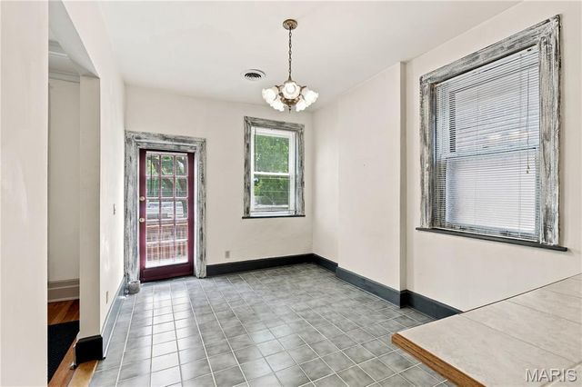 4334 Lindell Boulevard, St Louis, MO 63108
