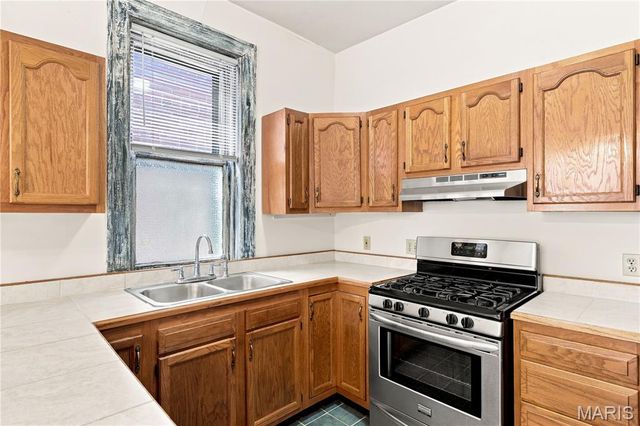 4334 Lindell Boulevard, St Louis, MO 63108