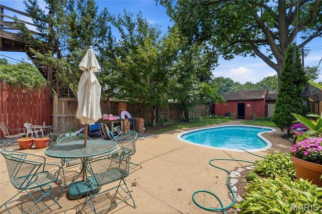 4334 Lindell Boulevard, St Louis, MO 63108