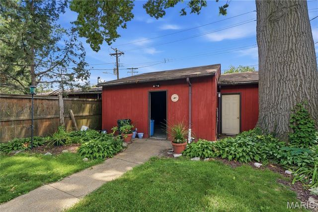 4334 Lindell Boulevard, St Louis, MO 63108