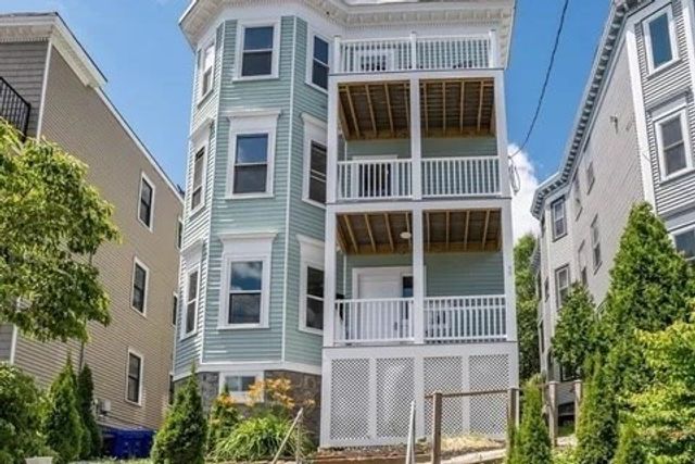 19 Peverell Street 3, Boston, MA 02127
