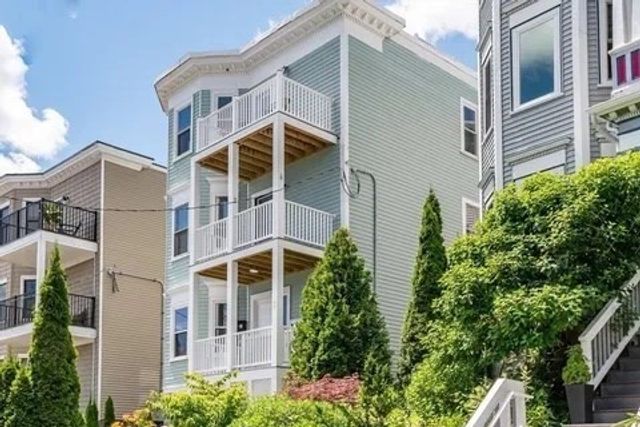 19 Peverell Street 3, Boston, MA 02127