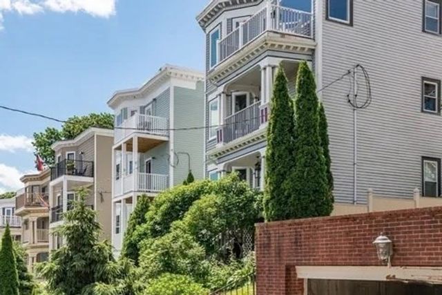 19 Peverell Street 3, Boston, MA 02127