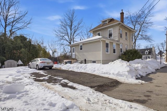 50 Livingston Ave, New Providence Boro, NJ 07974