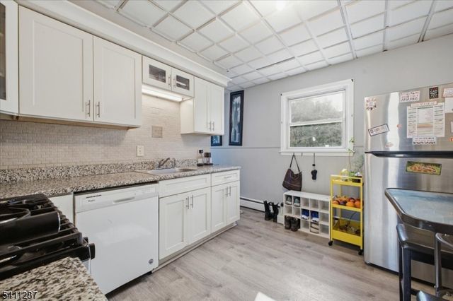 50 Livingston Ave, New Providence Boro, NJ 07974