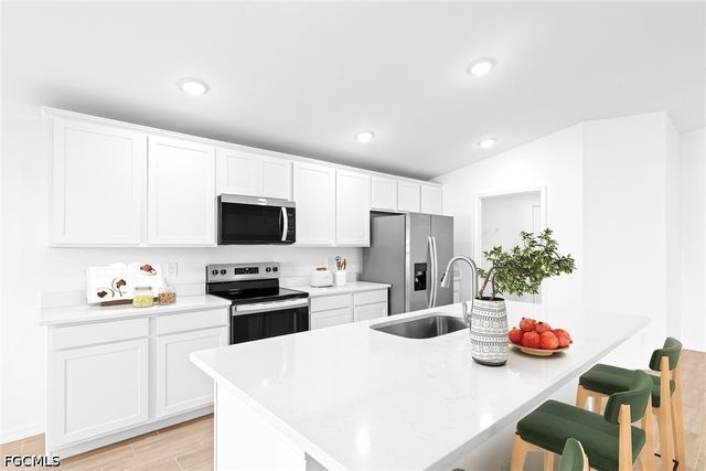 845 Cadis ST E, Lehigh Acres, FL 33974