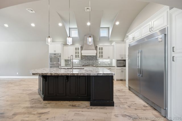 8008 S Galveston Court, Tulsa, OK 74132