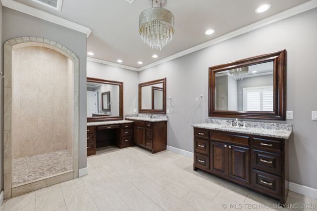 8008 S Galveston Court, Tulsa, OK 74132