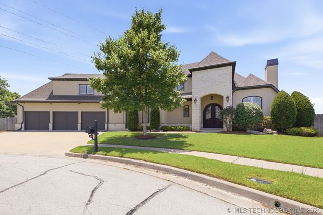 8008 S Galveston Court, Tulsa, OK 74132