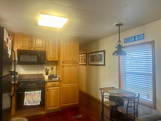 2088 Kingfisher Dr., Surfside Beach, SC 29575