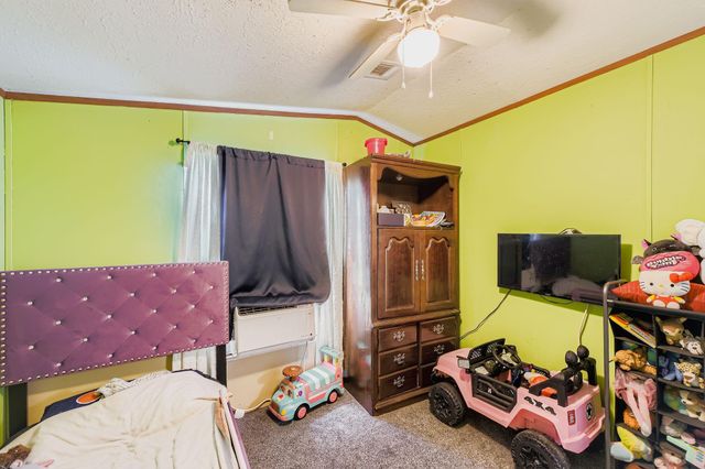 1043 County Road 3548, Cleveland, TX 77327