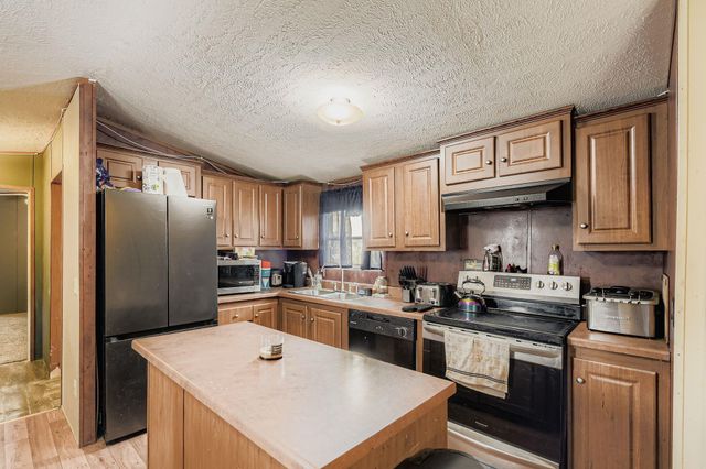 1043 County Road 3548, Cleveland, TX 77327