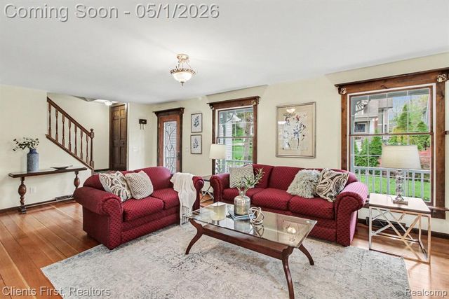 259 Wing Court, Northville, MI 48167